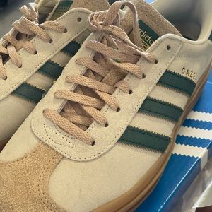 Gazelle bold women us size 8